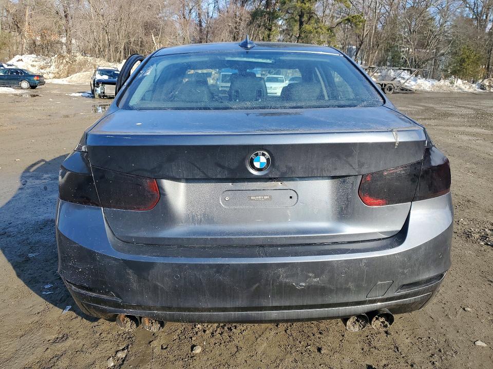 2013 Bmw 328 მანქანა იყიდება აუქციონზე, vin: WBA3B5C56DJ598572, აუქციონის ნომერი: 77281135