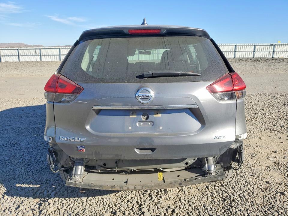 2018 Nissan Rogue მანქანა იყიდება აუქციონზე, vin: KNMAT2MV5JP539638, აუქციონის ნომერი: 76570815