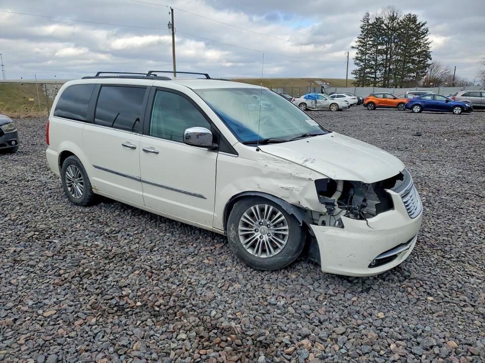 2013 Chrysler Town & Country მანქანა იყიდება აუქციონზე, vin: 2C4RC1CG8DR531746, აუქციონის ნომერი: 78311555