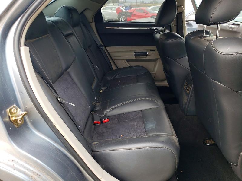 76805685 :رقم المزاد ، 2C3KA73W56H330692 vin ، 2006 Chrysler 300c مزاد بيع