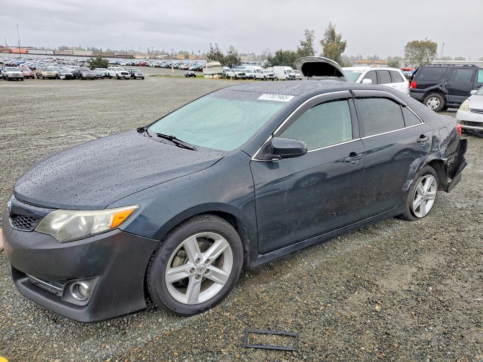 Продажа на аукционе авто 2014 Toyota Camry, vin: 4T1BF1FK1EU445817, номер лота: 77707965
