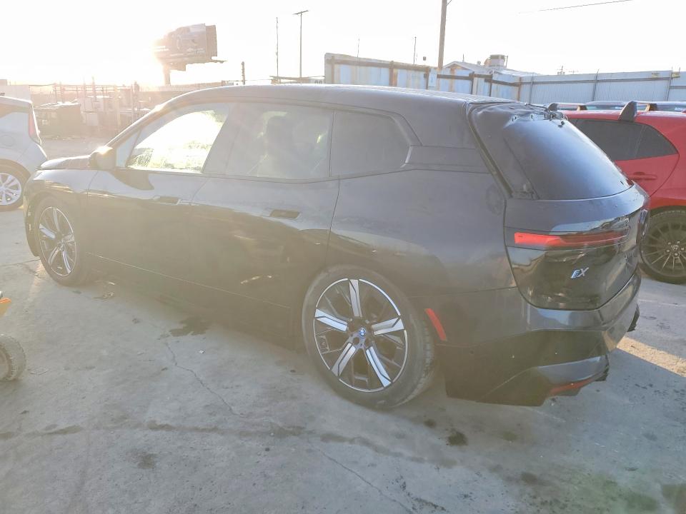 Продаж на аукціоні авто 2022 Bmw Ix Xdrive5, vin: WB523CF07NCJ69751, номер лоту: 75811675