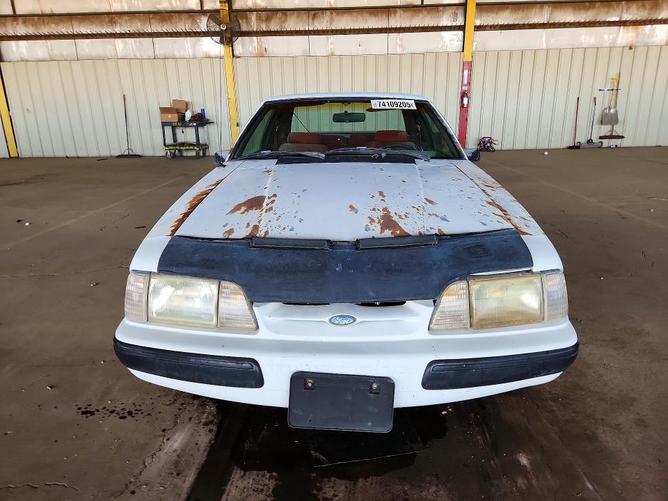 57075966 :رقم المزاد ، 1FABP41A3KF223951 vin ، 1989 Ford Mustang مزاد بيع