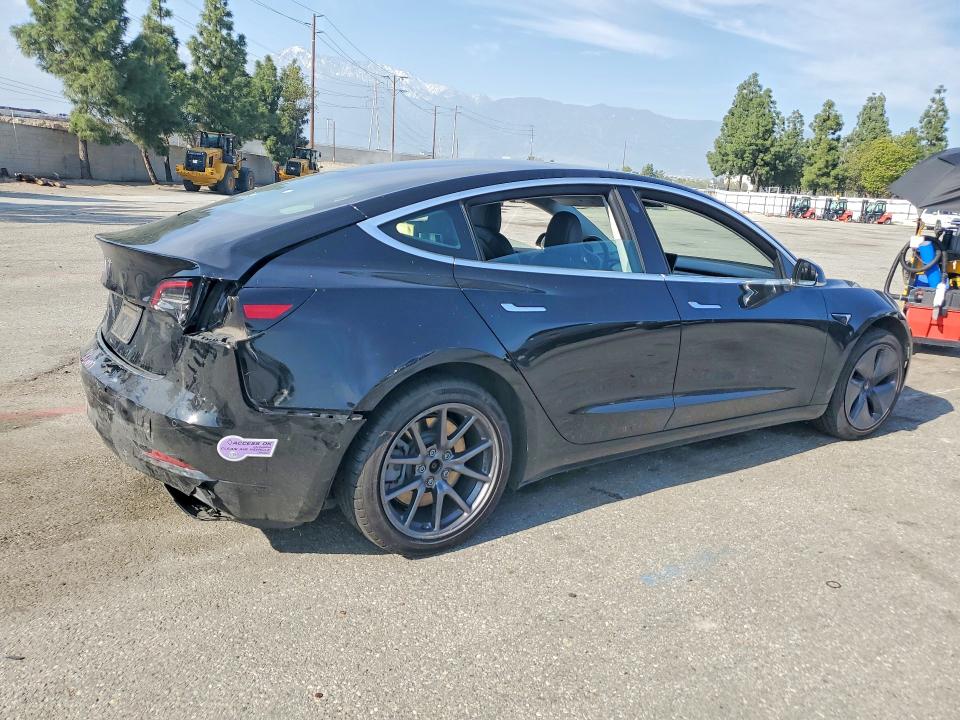 2019 Tesla Model 3 მანქანა იყიდება აუქციონზე, vin: 5YJ3E1EA3KF316745, აუქციონის ნომერი: 78976055