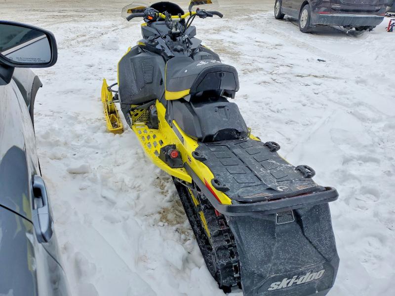 76518095 :رقم المزاد ، 2BPSDBMF2MV000012 vin ، 2021 Ski Renegade مزاد بيع