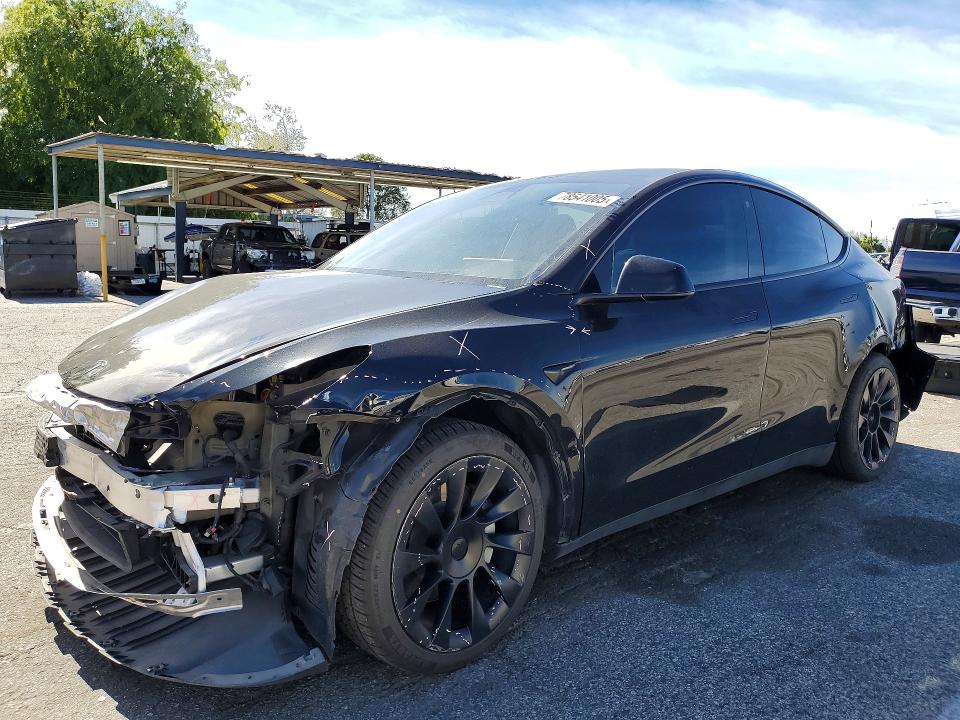 78541005 :رقم المزاد ، 7SAYGAEE4PF634936 vin ، 2023 Tesla Model Y مزاد بيع
