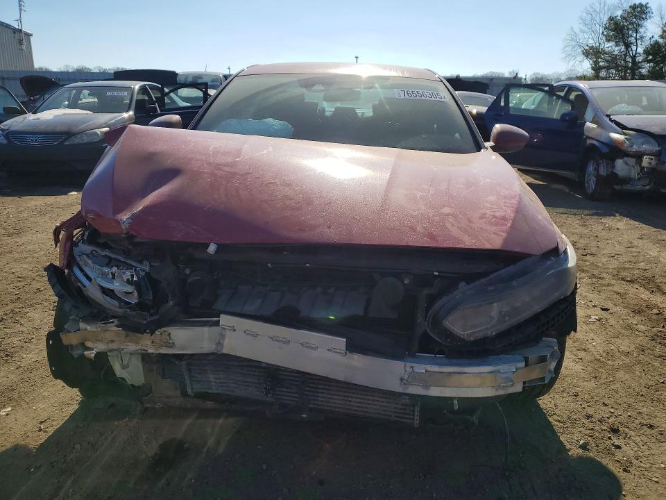 Продажа на аукционе авто 2018 Honda Accord, vin: 1HGCV1F36JA016609, номер лота: 76556305