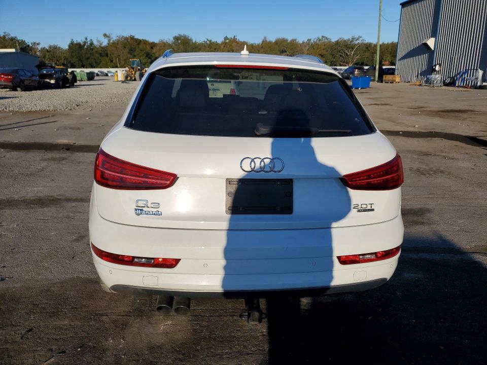 75280175 :رقم المزاد ، WA1JCCFS9JR000849 vin ، 2018 Audi Q3 مزاد بيع