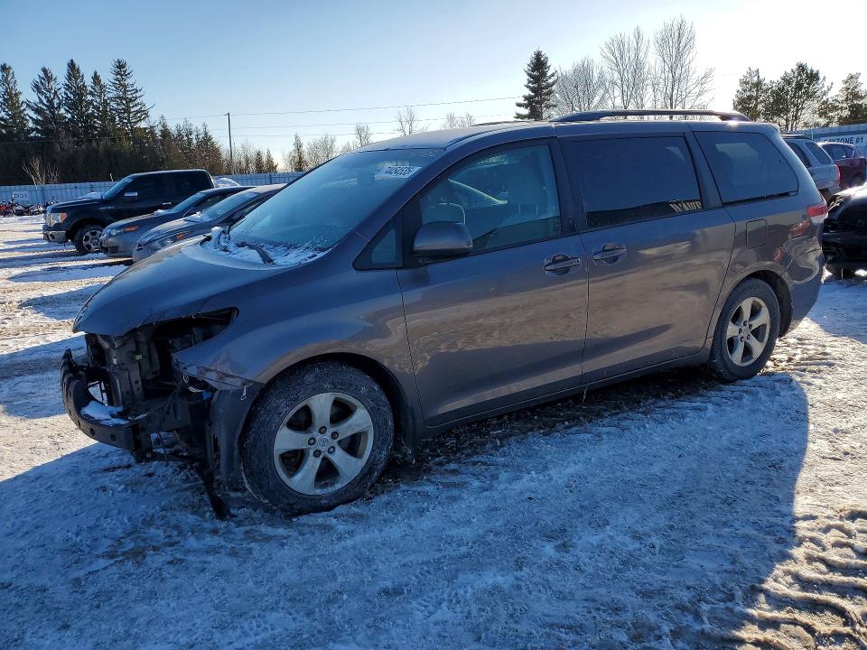 Aukcja sprzedaży 2014 Toyota Sienna, vin: 5TDKK3DC4ES453907, numer aukcji: 74454535