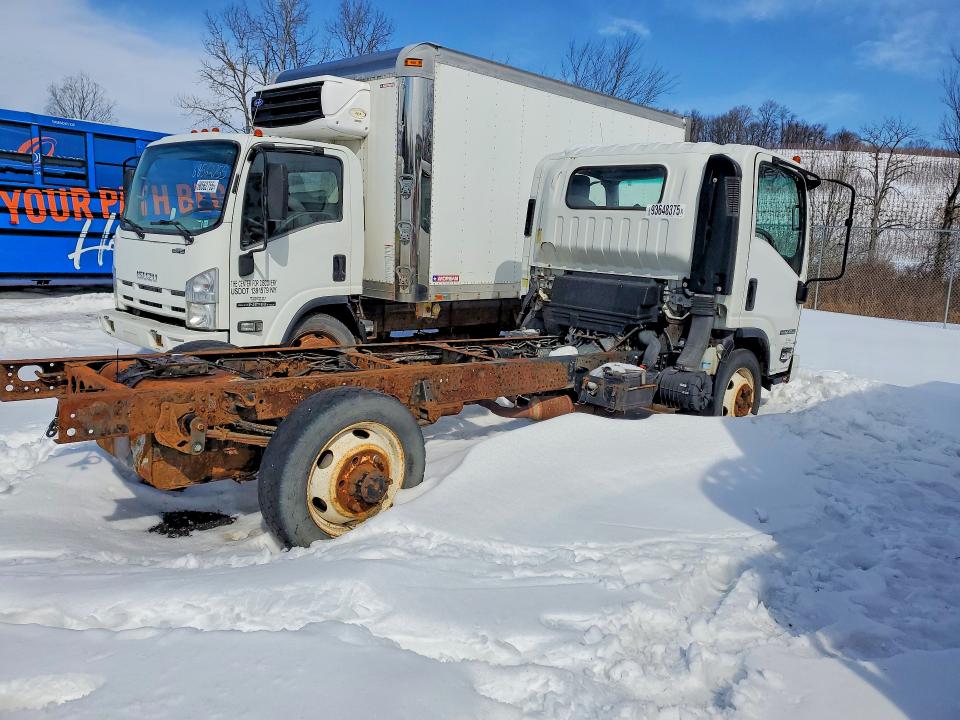 2017 Isuzu Npr Hd მანქანა იყიდება აუქციონზე, vin: 54DC4W1B5HS808229, აუქციონის ნომერი: 93648375