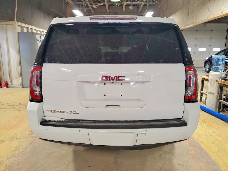 2015 Gmc Yukon Xl მანქანა იყიდება აუქციონზე, vin: 1GKS2HKC9FR551335, აუქციონის ნომერი: 78232795