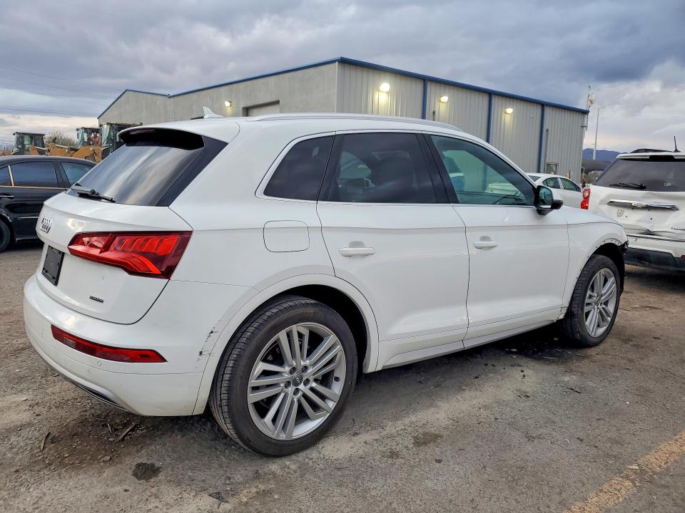 Продажа на аукционе авто 2019 Audi Q5, vin: WA1BNAFY6K2105835, номер лота: 77363205