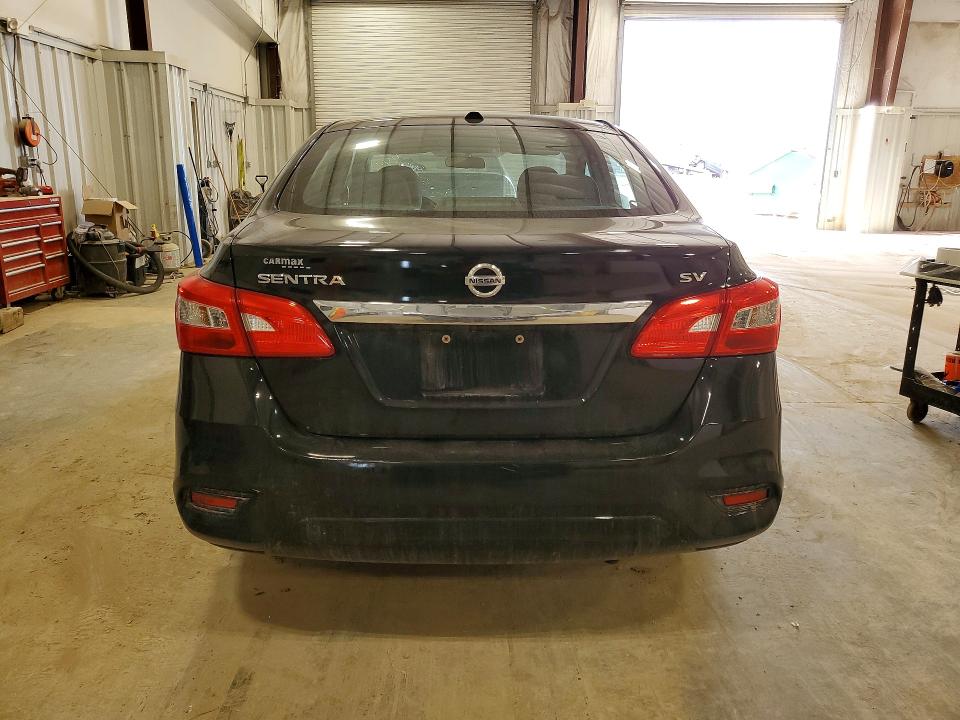 Продаж на аукціоні авто 2018 Nissan Sentra, vin: 3N1AB7AP3JY271454, номер лоту: 79379315