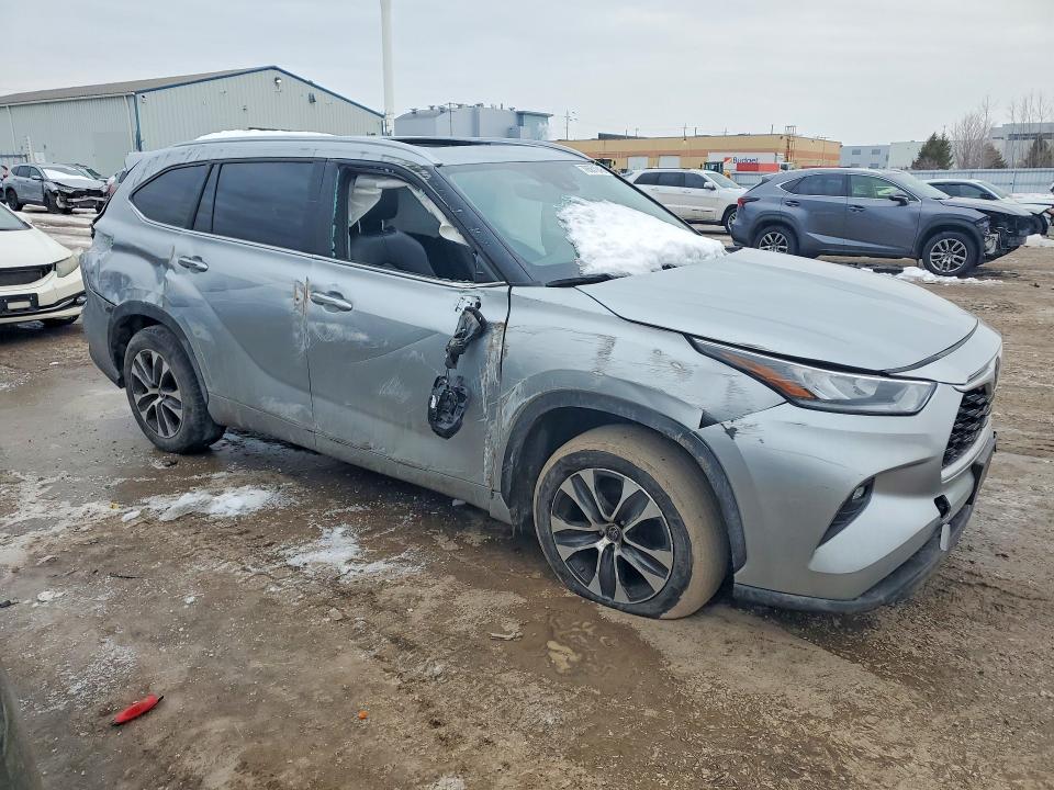 78561945 :رقم المزاد ، 5TDKDRBH4PS031571 vin ، 2023 Toyota Highlander مزاد بيع