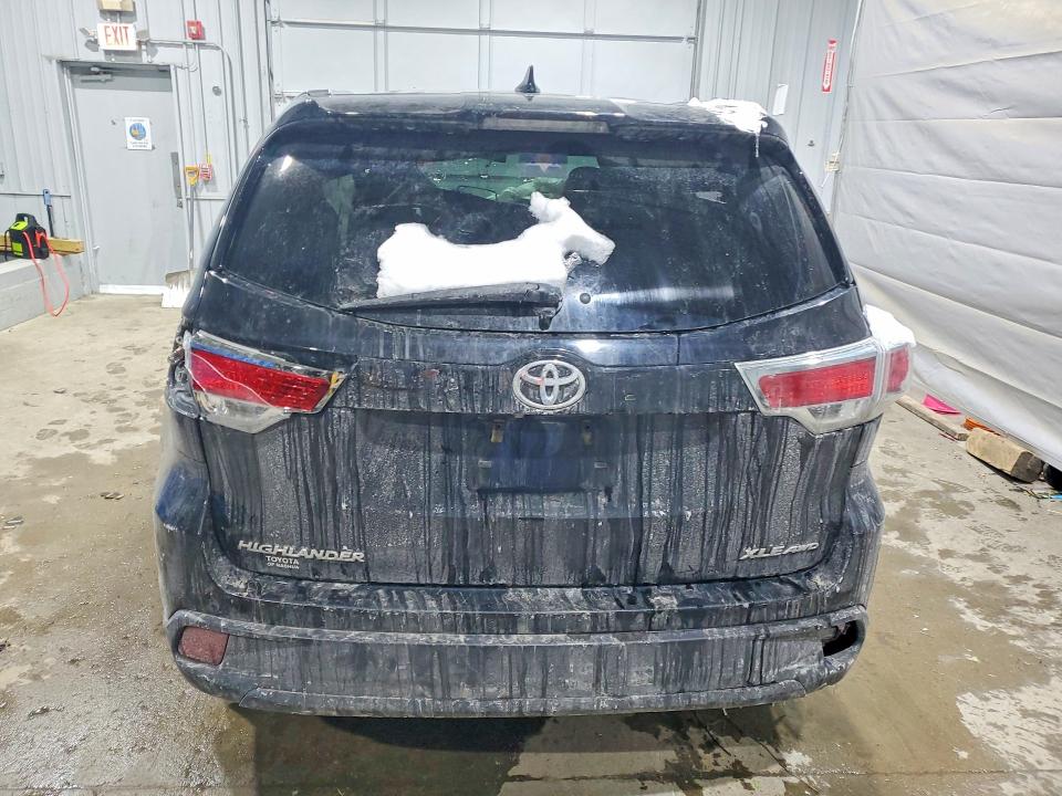 Продажа на аукционе авто 2016 Toyota Highlander, vin: 5TDJKRFH6GS300777, номер лота: 75211025
