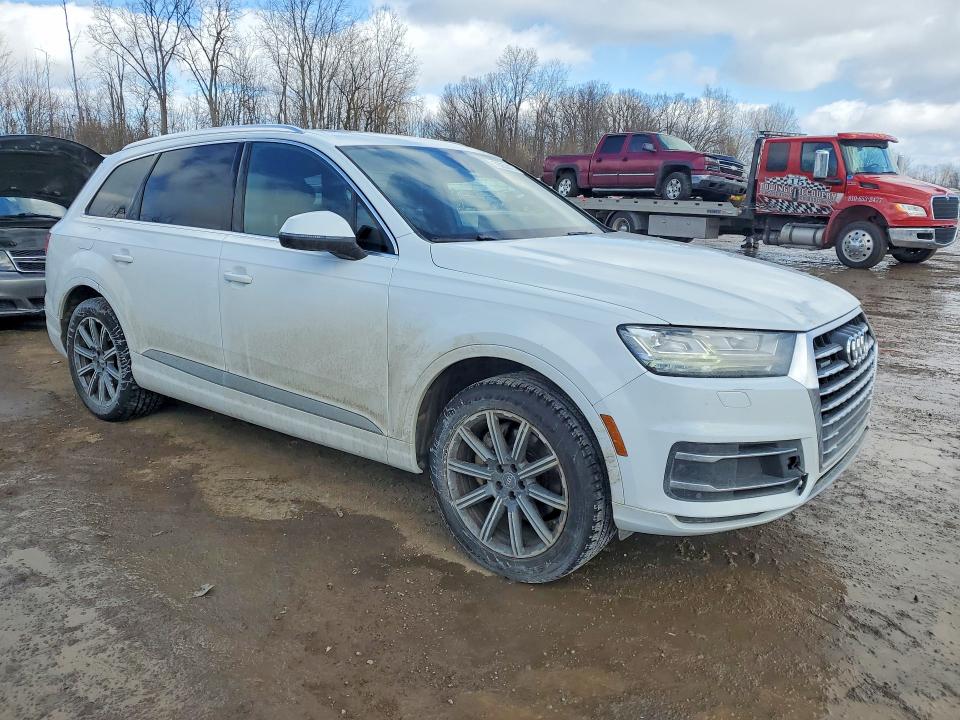 76253025 :رقم المزاد ، WA1LHAF75HD038385 vin ، 2017 Audi Q7 مزاد بيع
