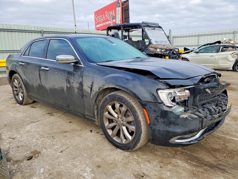 79906535 :رقم المزاد ، 2C3CCAKG3JH177339 vin ، 2018 Chrysler 300 مزاد بيع