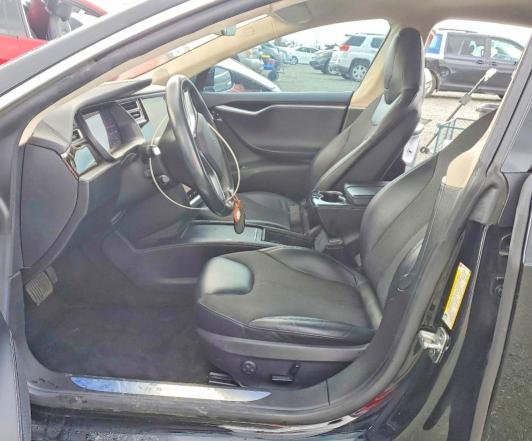 Продажа на аукционе авто 2016 Tesla Model S, vin: 5YJSA1E12GF142701, номер лота: 77784505