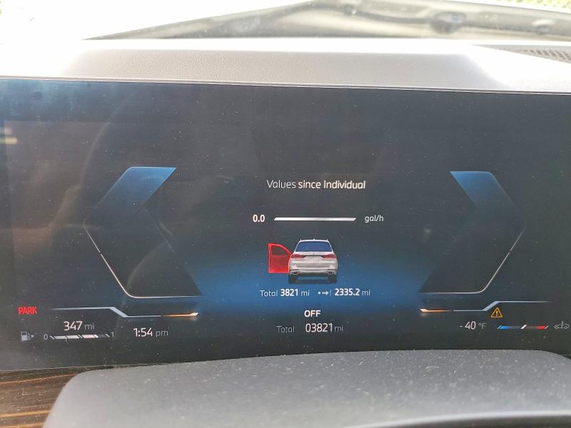 78085615 :رقم المزاد ، 5UX23EM08S9X21557 vin ، 2025 Bmw X7 مزاد بيع