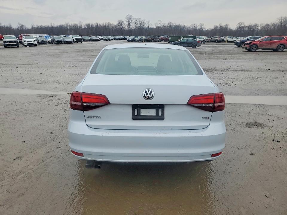 78036555 :رقم المزاد ، 3VW2B7AJXHM414895 vin ، 2017 Volkswagen Jetta مزاد بيع