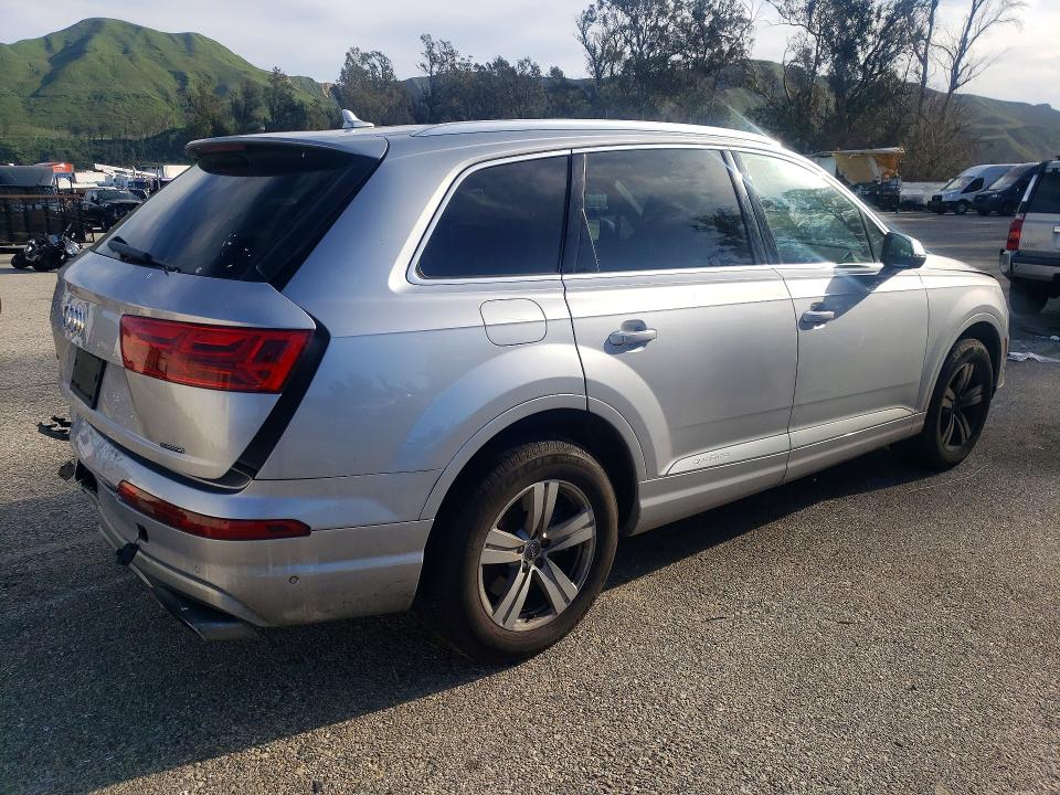 2019 Audi Q7 მანქანა იყიდება აუქციონზე, vin: WA1LHAF74KD021519, აუქციონის ნომერი: 76834295