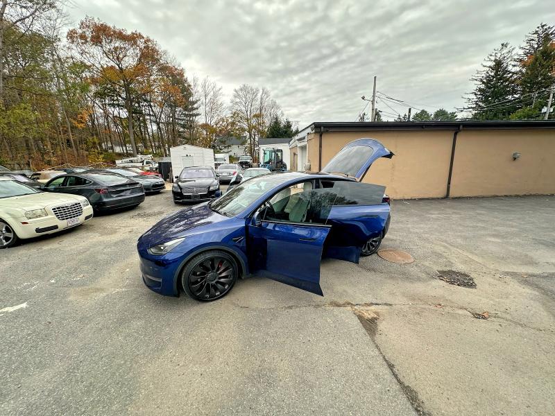 2021 Tesla Model Y მანქანა იყიდება აუქციონზე, vin: 5YJYGDEF1MF140908, აუქციონის ნომერი: 76862395