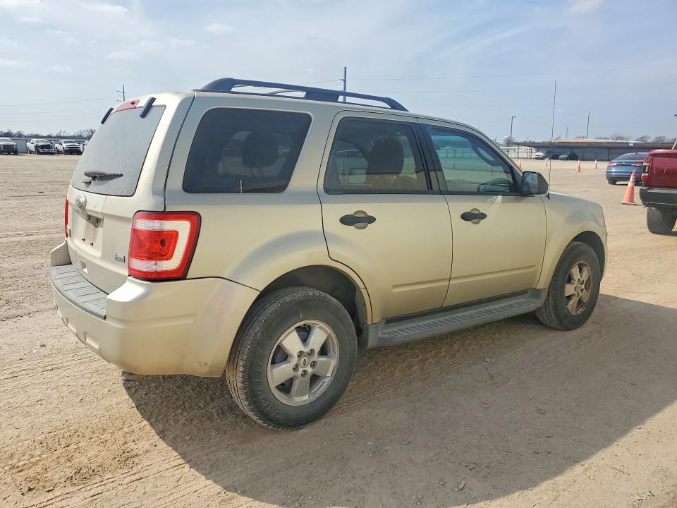 Продаж на аукціоні авто 2011 Ford Escape, vin: 1FMCU0DG0BKB88918, номер лоту: 77529065