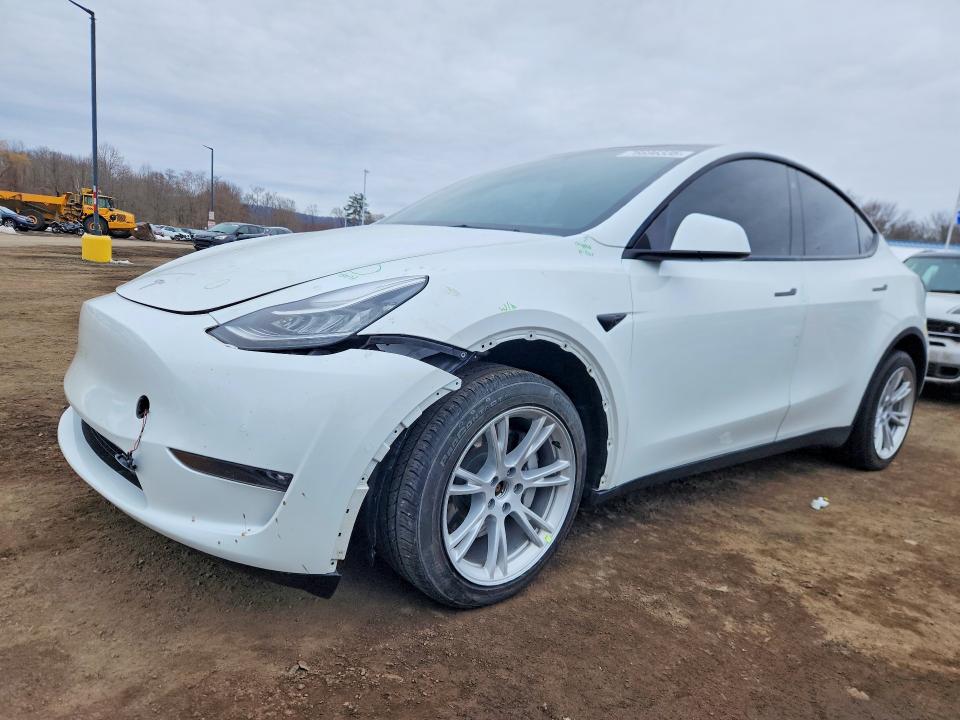 Продажа на аукционе авто 2022 Tesla Model Y, vin: 7SAYGDEE4NF512110, номер лота: 76696335