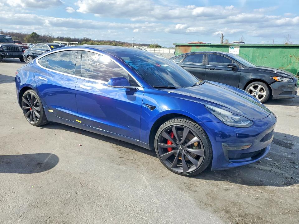 77301515 :رقم المزاد ، 5YJ3E1EC3LF796482 vin ، 2020 Tesla Model 3 مزاد بيع