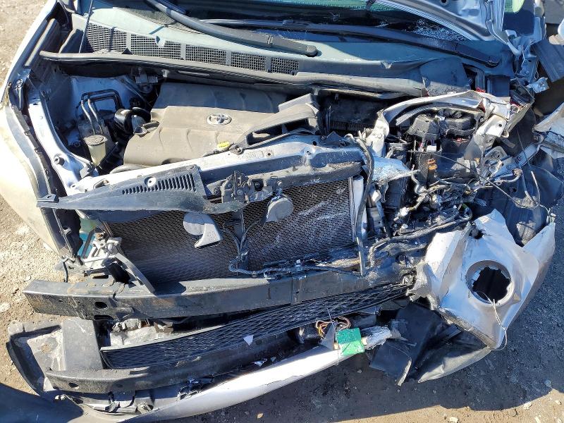 2015 Toyota Sienna მანქანა იყიდება აუქციონზე, vin: 5TDXK3DC2FS542205, აუქციონის ნომერი: 78779205
