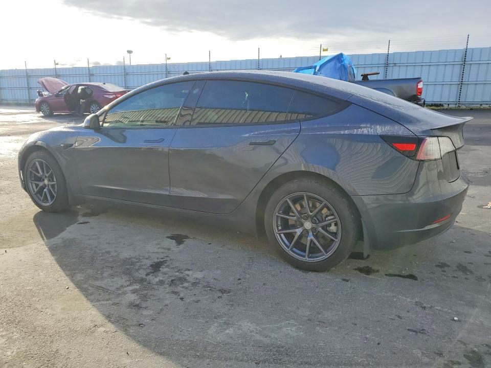 Продаж на аукціоні авто 2022 Tesla Model 3, vin: 5YJ3E1EB7NF123852, номер лоту: 76913585