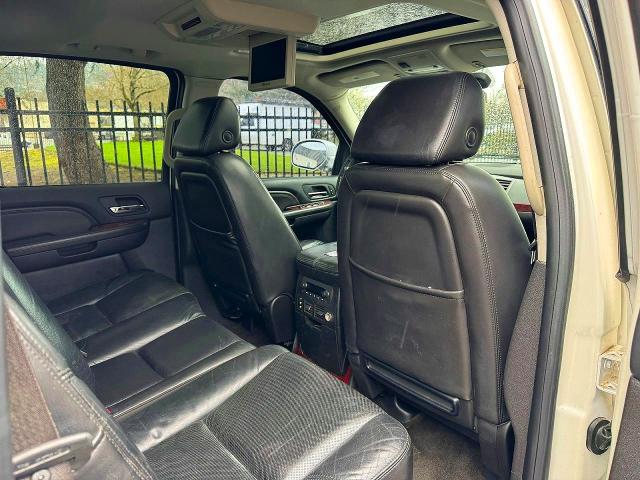 79138305 :رقم المزاد ، 3GYFK62838G252174 vin ، 2008 Cadillac Escalade مزاد بيع