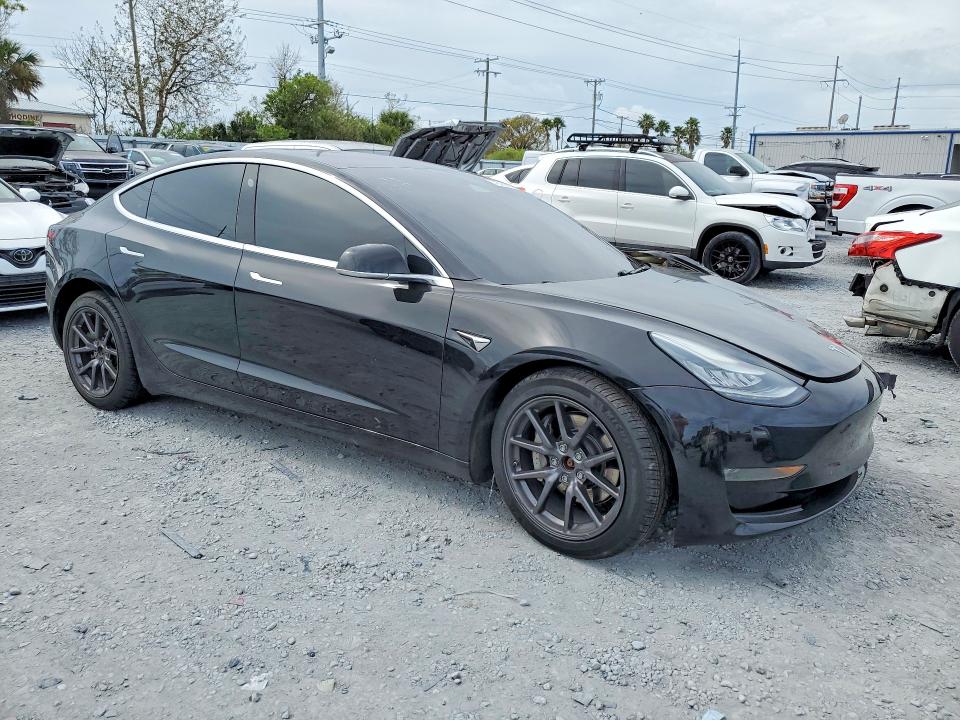 Продаж на аукціоні авто 2018 Tesla Model 3, vin: 5YJ3E1EB9JF148620, номер лоту: 79163135