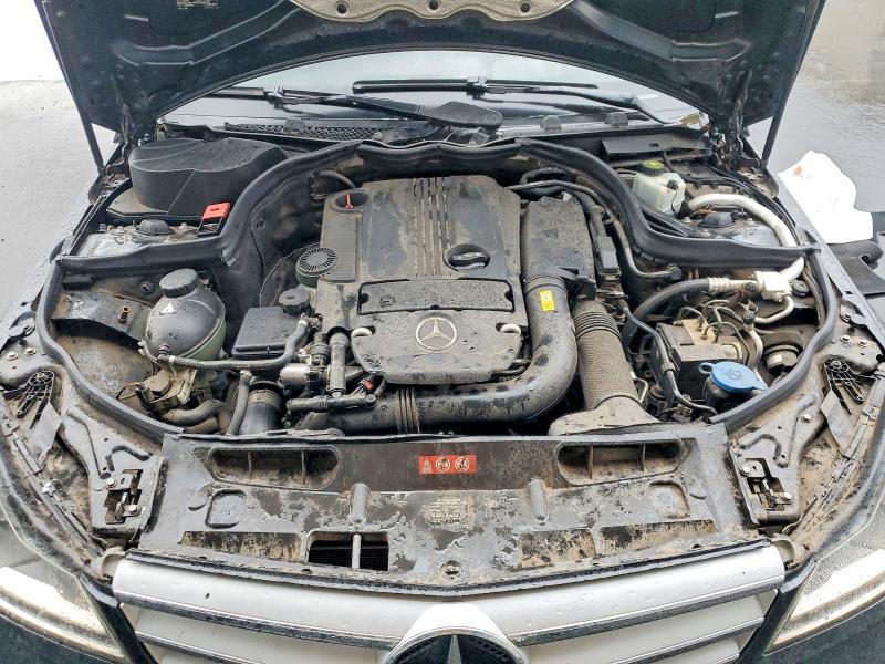 Продаж на аукціоні авто 2012 Mercedes-benz C, vin: WDDGF4HB7CR207484, номер лоту: 77543575