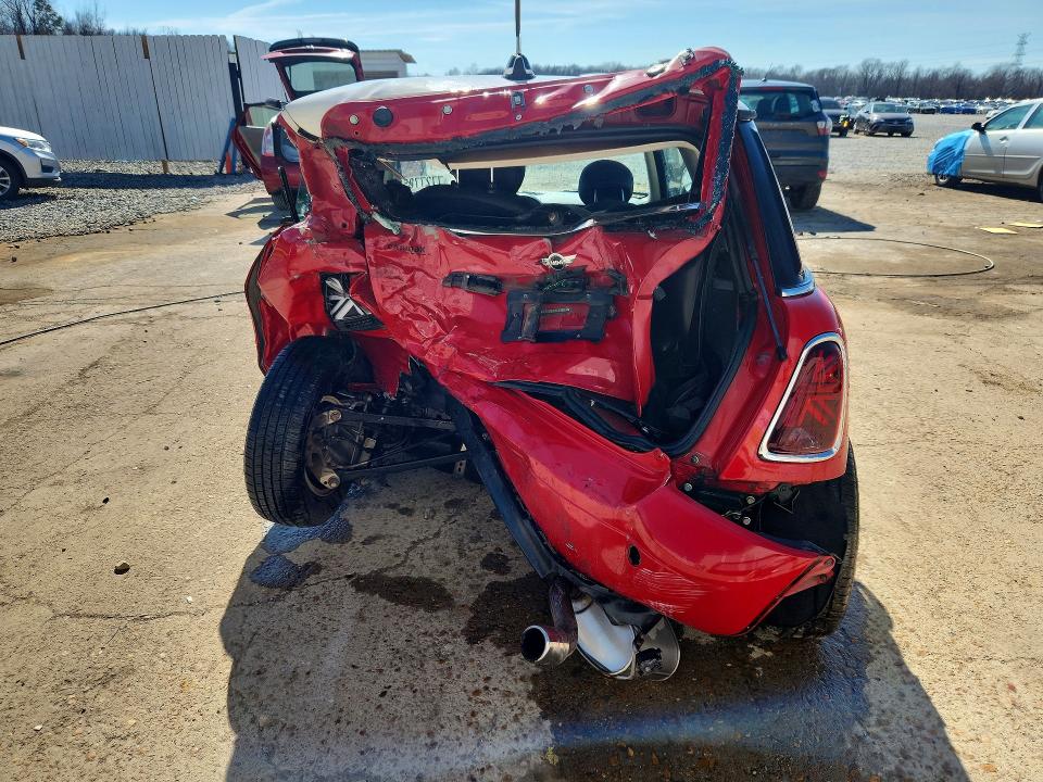2013 Mini Cooper მანქანა იყიდება აუქციონზე, vin: WMWSU3C56DT687105, აუქციონის ნომერი: 77277855