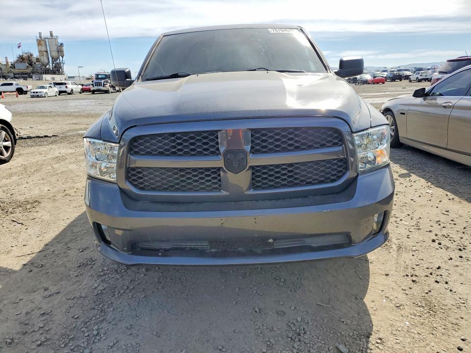 78704515 :رقم المزاد ، 1C6RR6FT2JS280521 vin ، 2018 Ram 1500 مزاد بيع