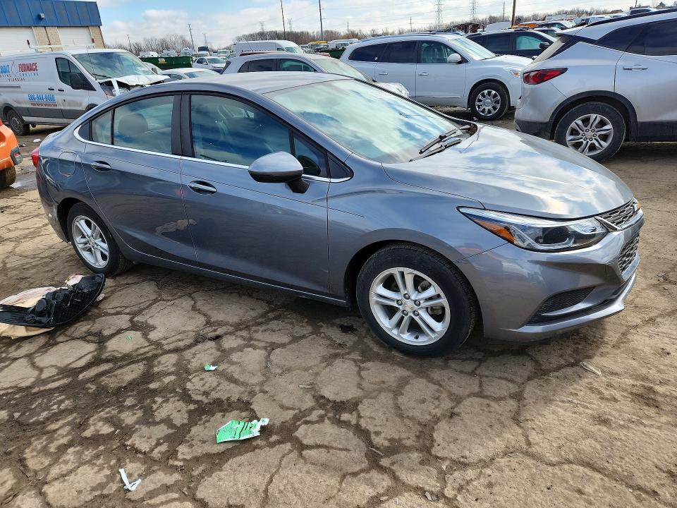 2018 Chevrolet Cruze მანქანა იყიდება აუქციონზე, vin: 1G1BE5SM3J7174492, აუქციონის ნომერი: 78671695