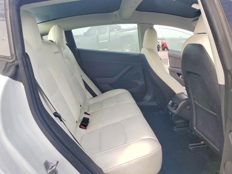 76348155 :رقم المزاد ، 5YJ3E1EA1NF111350 vin ، 2022 Tesla Model 3 مزاد بيع