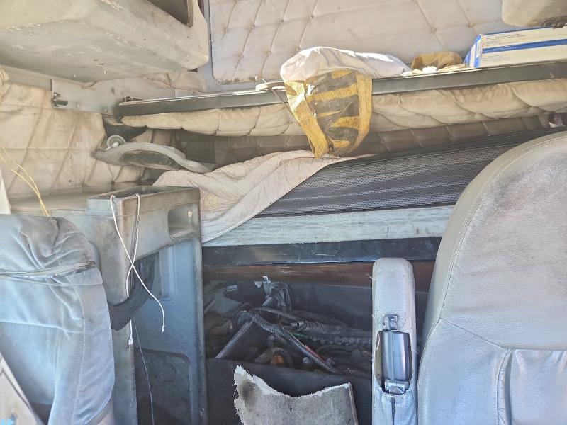 Продаж на аукціоні авто 1996 Freightliner Fld120, vin: 2FUYDXYB2TA676330, номер лоту: 75385705