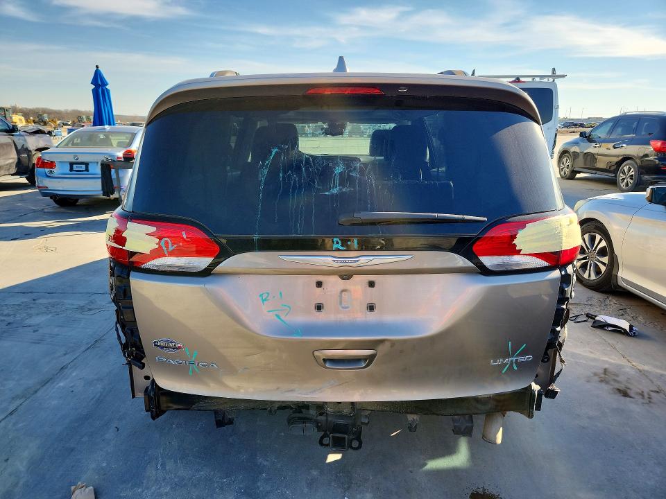 78503555 :رقم المزاد ، 2C4RC1GG5JR122562 vin ، 2018 Chrysler Pacifica مزاد بيع