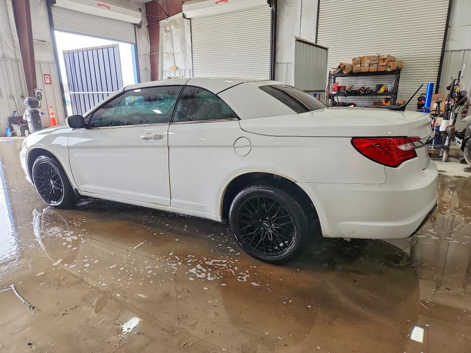 2013 Chrysler 200 მანქანა იყიდება აუქციონზე, vin: 1C3BCBGG3DN543094, აუქციონის ნომერი: 78327845