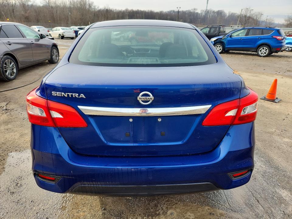 77709255 :رقم المزاد ، 3N1AB7AP8JY290100 vin ، 2018 Nissan Sentra مزاد بيع