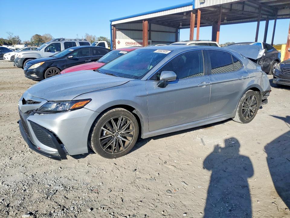 Продажа на аукционе авто 2024 Toyota Camry, vin: 4T1G11AK8RU898317, номер лота: 75562905
