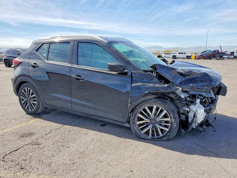 79226145 :رقم المزاد ، 3N1CP5CV7NL517242 vin ، 2022 Nissan Kicks مزاد بيع