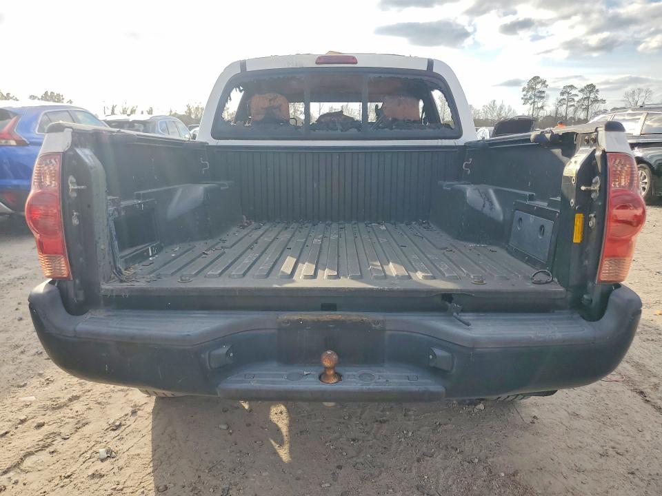 Продажа на аукционе авто 2015 Toyota Tacoma, vin: 5TFJX4GN4FX047119, номер лота: 77906365