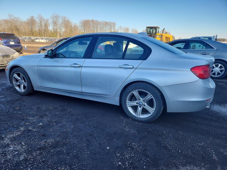 77354015 :رقم المزاد ، WBA3C1C50CF434354 vin ، 2012 Bmw 328 مزاد بيع
