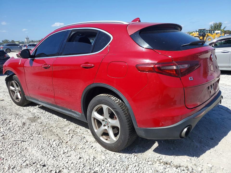 79889075 :رقم المزاد ، ZASFAKAN3J7B81138 vin ، 2018 Alfa Romeo Stelvio مزاد بيع