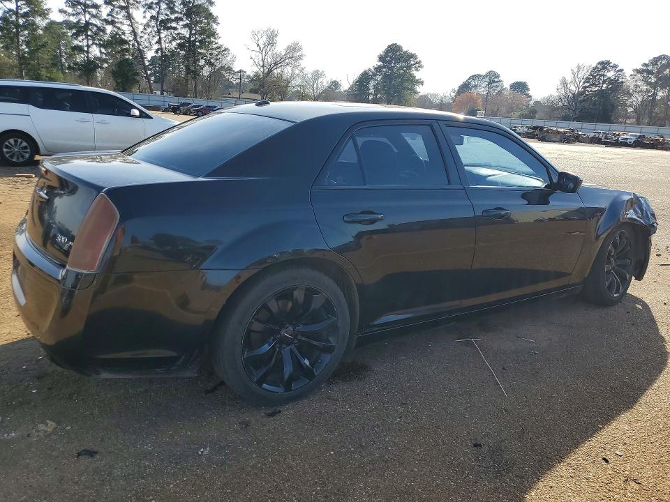 Продаж на аукціоні авто 2014 Chrysler 300, vin: 2C3CCABG8EH340301, номер лоту: 77551125