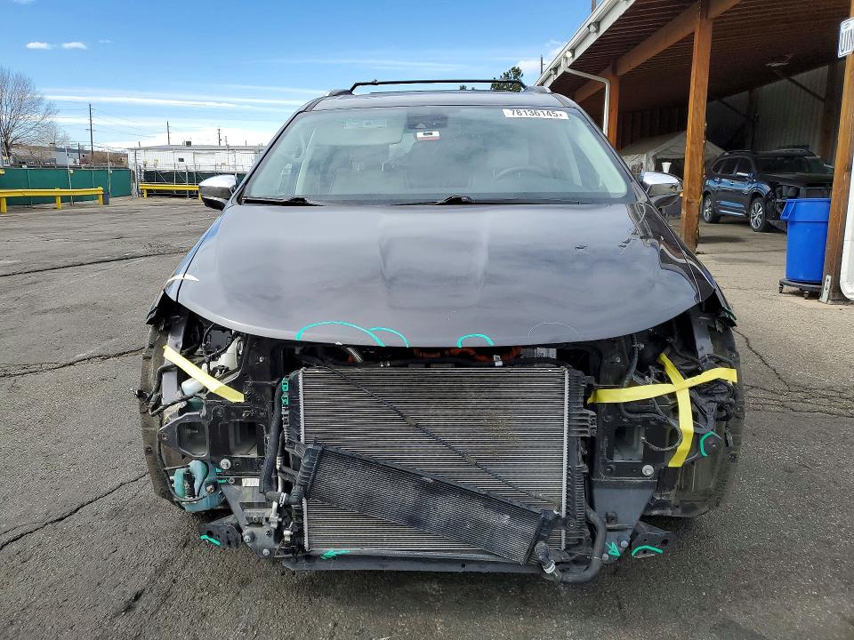 78136145 :رقم المزاد ، 2C4RC1N79HR693937 vin ، 2017 Chrysler Pacifica مزاد بيع