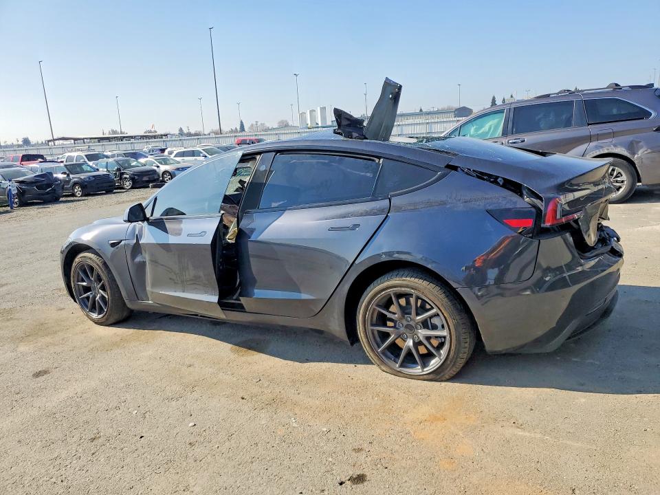 74407565 :رقم المزاد ، 5YJ3E1EA9SF879993 vin ، 2025 Tesla Model 3 مزاد بيع